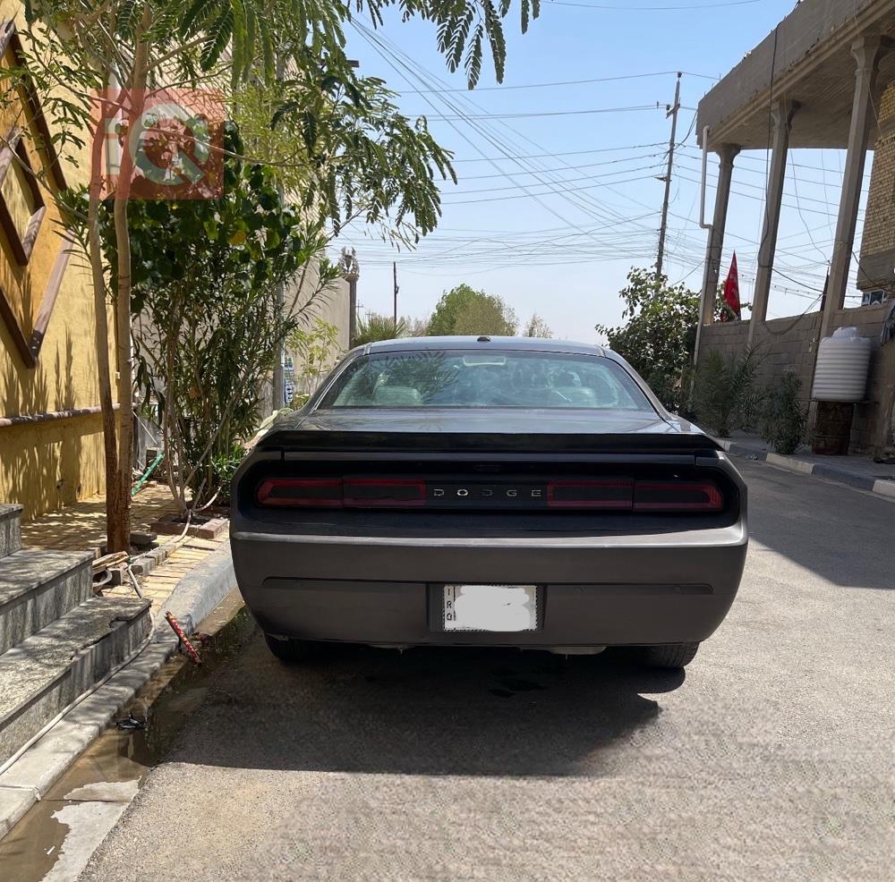 Dodge Challenger